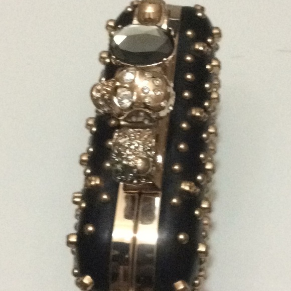 Clutch - Picture 3 of 5